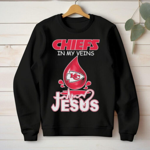 Kansas City Chiefs Water Drops In My Veins Jesus In My Heart Shirt