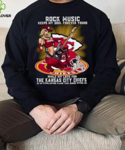 Kansas City Chiefs rock music keep my soul forever young hoodie, sweater, longsleeve, shirt v-neck, t-shirt