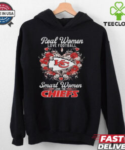 Kansas City Chiefs – Real Women Love Football Smart Women Chiefs Unisex T Shirt
