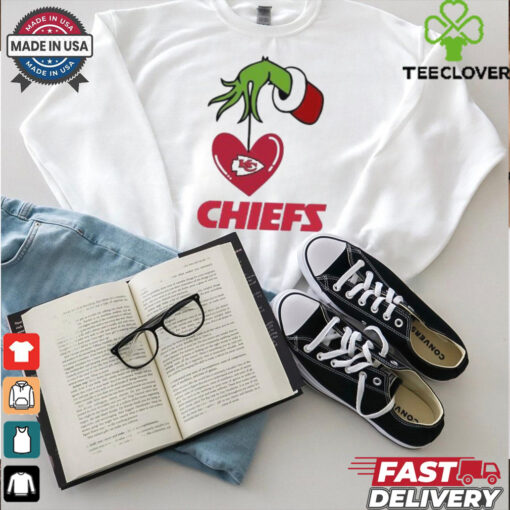 Kansas City Grinch Heart Christmas 2024 shirt