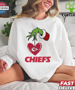 Kansas City Grinch Heart Christmas 2024 shirt