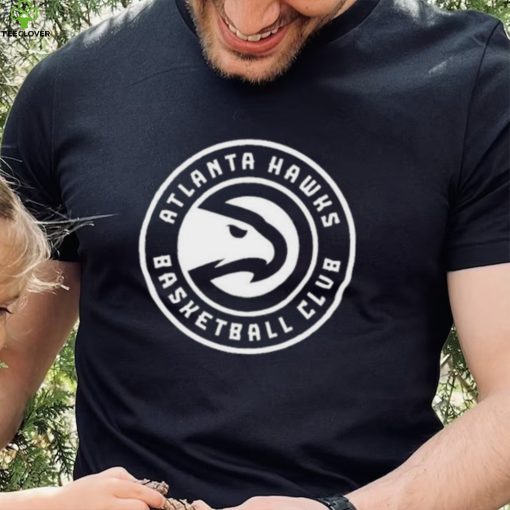 Kenny Wearing Atlanta Hawks Basketball Club Shirt
