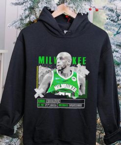 Khris Middleton Milwaukee Bucks basketball player pose paper gift shirt