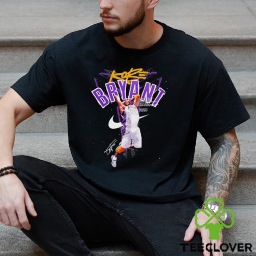 Kobe Bryant Nike The Goat Dunk Basketball Legend Player Signature Shirt