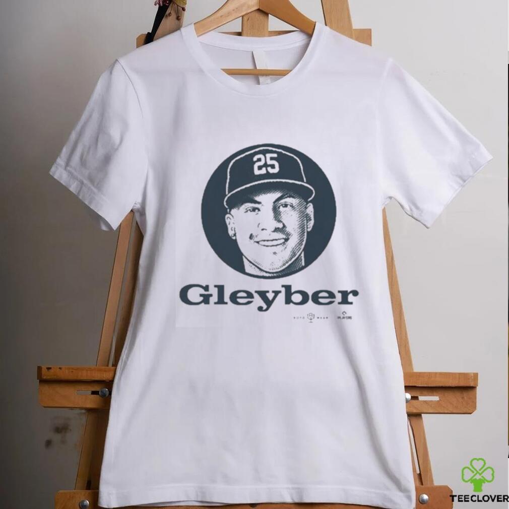 Kyle Higashioka Wearing Gleyber 25 T Shirts Kyle Higashioka Wearing Gleyber 25 T Shirts