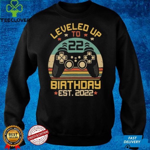 Level Up To 22 Birthday Gamer Est2022 Vintage Video Game Shirt