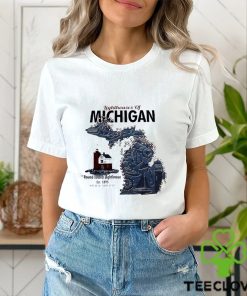 Lighthouses of Michigan Round Island Lighthouse retro shirt