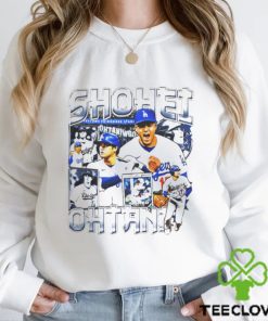 Los Angeles Dodgers basebal MLB Shohei Ohtani number 17 moment shirt
