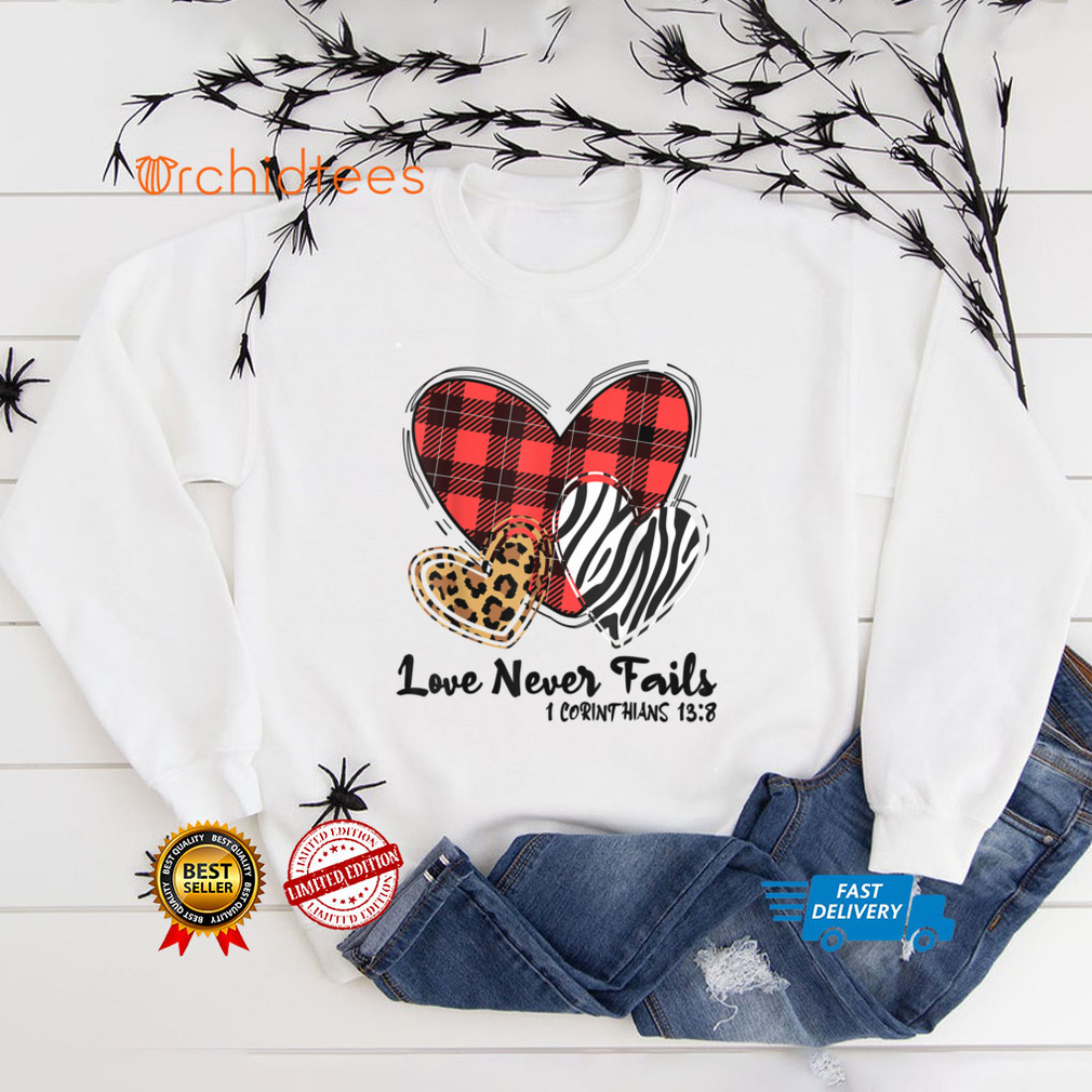 Love Never Fails Valentines Day Gifts Leopard & Plaid Print T Shirt