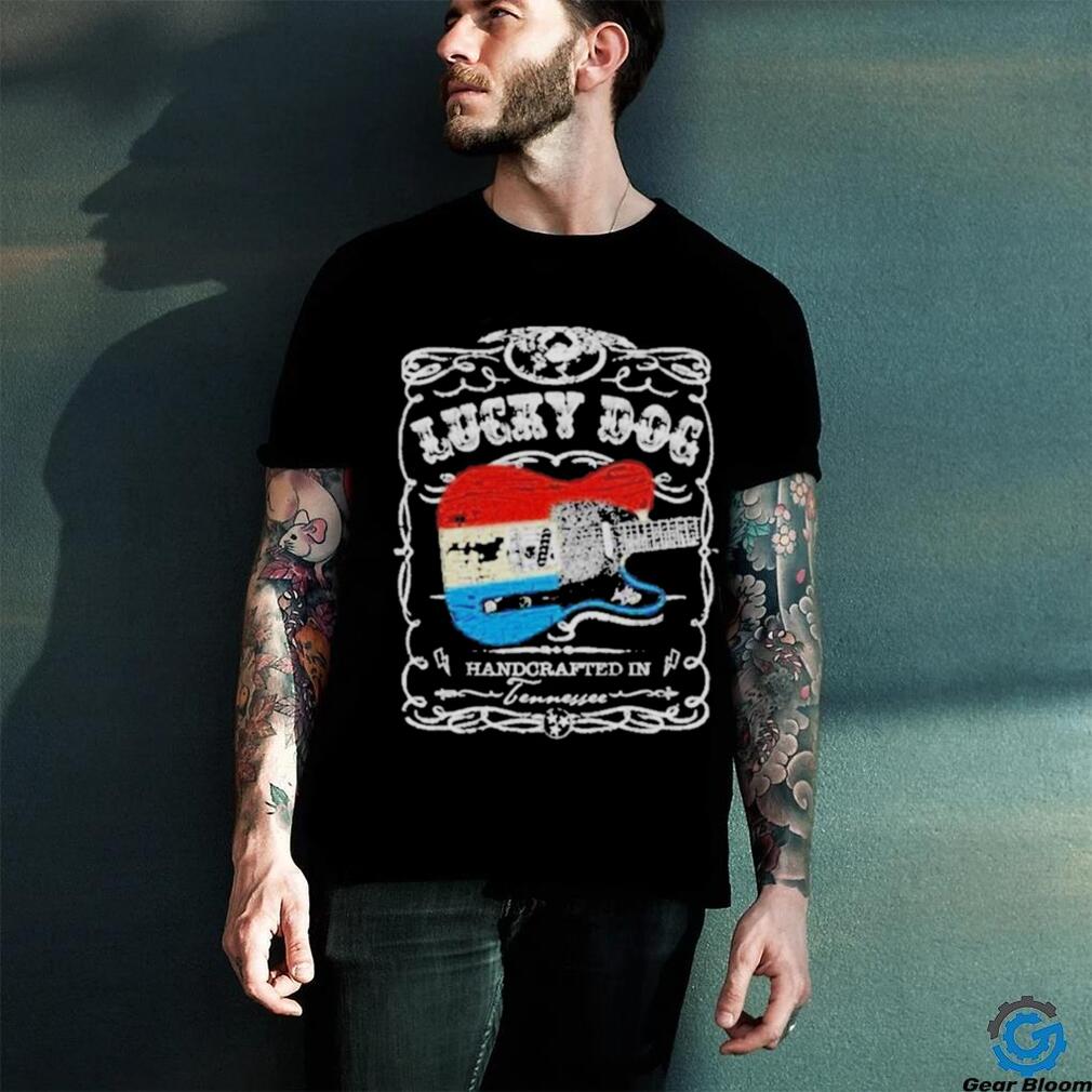 Lucky Dog Red White Blue Whiskey Label Style Retro Vintage America Nashville Guitar Pedal Amp T Shirt Lucky Dog Red White Blue Whiskey Label Style Retro Vintage America Nashville Guitar Pedal Amp T Shirt