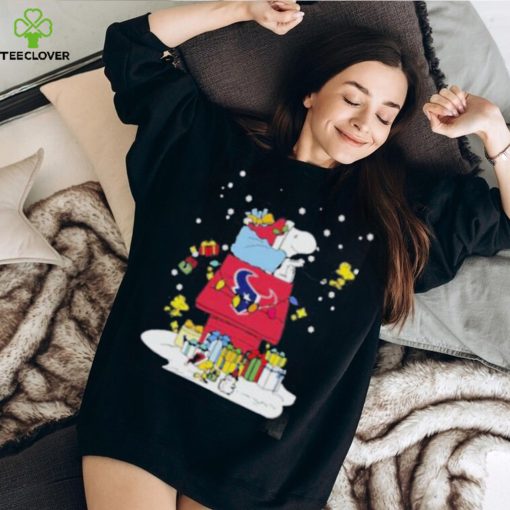 Houston Texans Santa Snoopy Brings Christmas To Town Shirt