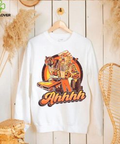 Macho Man tiger and car ahhh skyline vintage hoodie, sweater, longsleeve, shirt v-neck, t-shirt