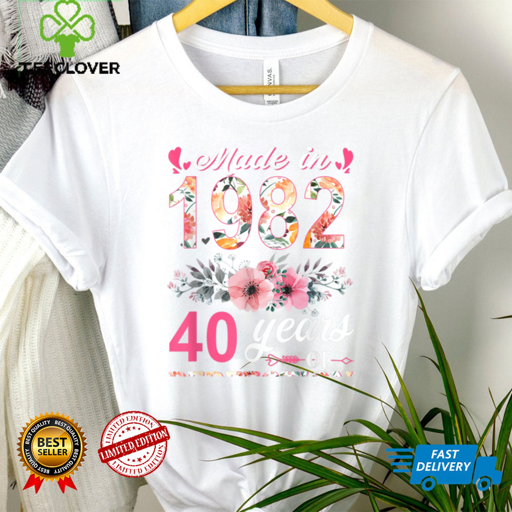 Made In 1982 Floral 40 Year Old 40th Birthday Gifts Women T Shirt