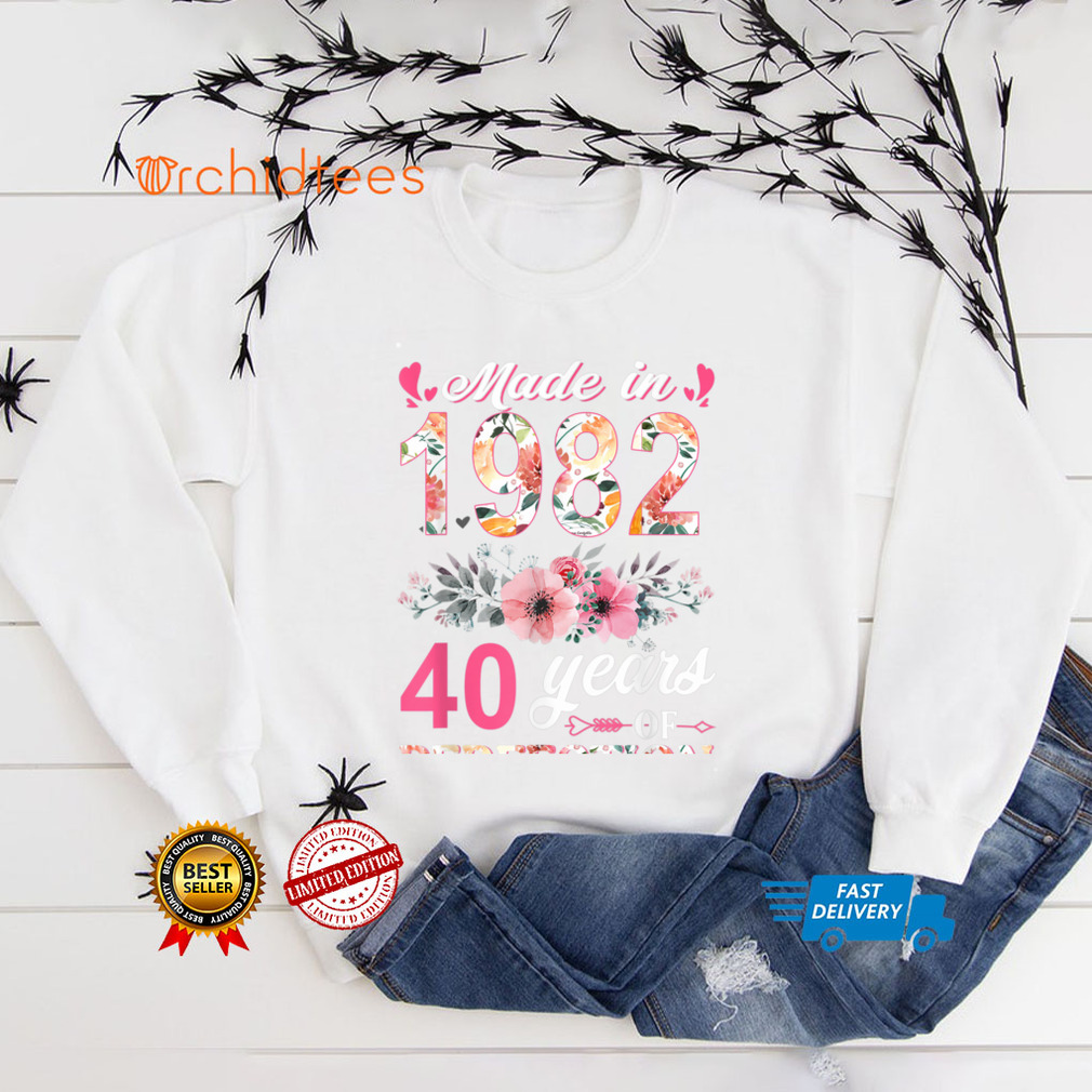 Made In 1982 Floral 40 Year Old 40th Birthday Gifts Women T Shirt