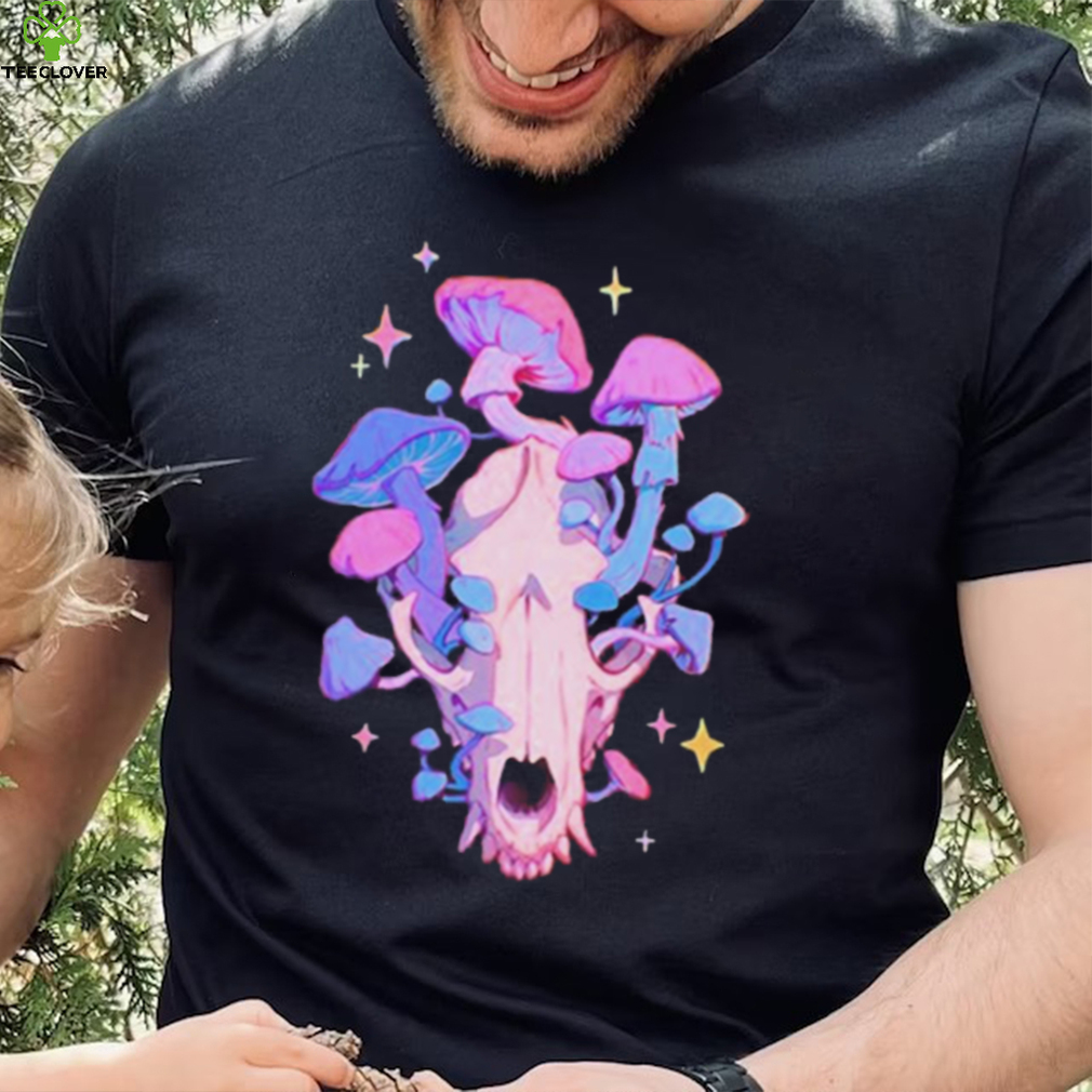 Magic Raccoon Skull artwork t shirt Magic Raccoon Skull artwork t shirt
