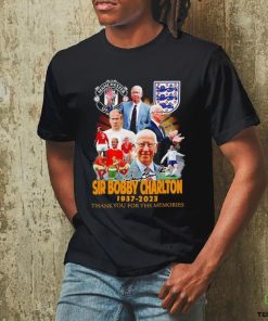 Manchester United Sir Bobby Charlton 1937 2023 thank you for the memories signature shirt