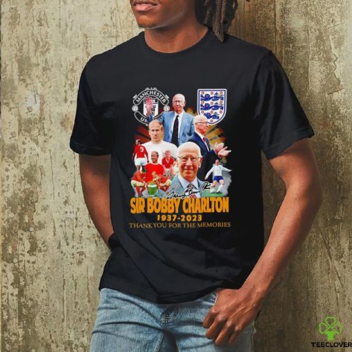 Manchester United Sir Bobby Charlton 1937 2023 thank you for the memories signature shirt