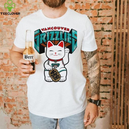 Maneki Neko Lucky cat X Vancouver Grizzlies logo shirt