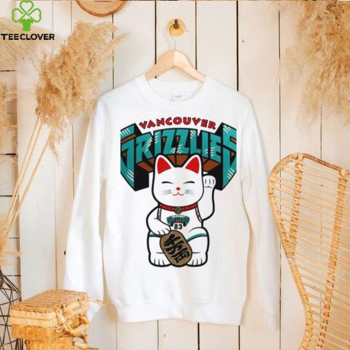 Maneki Neko Lucky cat X Vancouver Grizzlies logo shirt