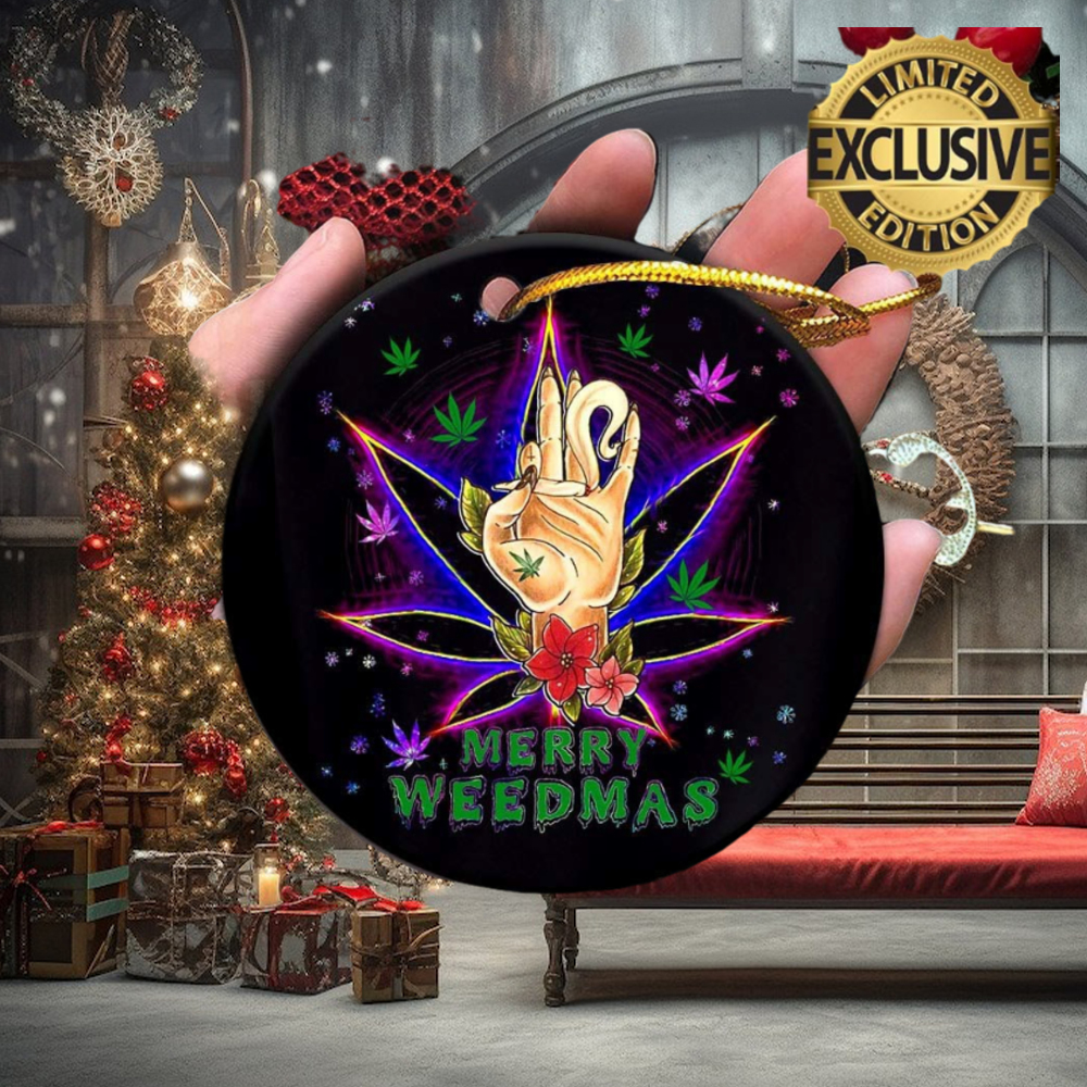 Marijuana Christmas Cannabis Leaf Merry Weedmas 420 Weed Christmas Decorations Ornament Marijuana Christmas Cannabis Leaf Merry Weedmas 420 Weed Christmas Decorations Ornament