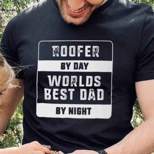 Mens Fathers Day Gift Roofer t Classic T Shirt