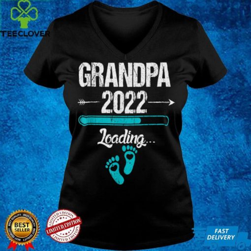Mens Funny Grandpa 2022 loading first baby becoming grandpa T Shirt