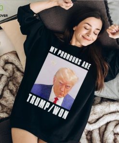 Men’s My pronouns are Trump won mugshot shirt