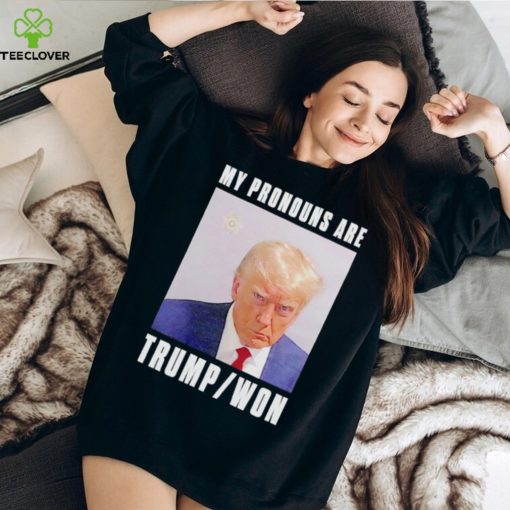 Men’s My pronouns are Trump won mugshot shirt