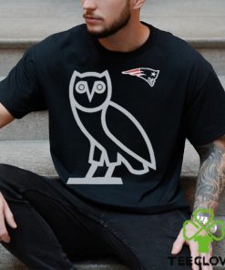 Men's New England Patriots OVO x NFL Navy OG Owl T Shirt 1 Men's New England Patriots OVO x NFL Navy OG Owl T Shirt