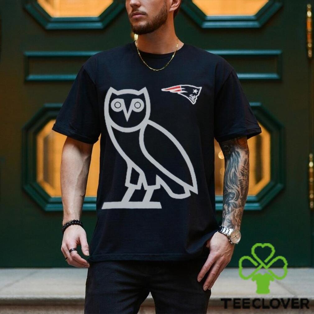 Men’s New England Patriots OVO x NFL Navy OG Owl T Shirt Men’s New England Patriots OVO x NFL Navy OG Owl T Shirt