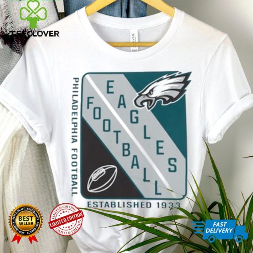 Men’s Starter White Philadelphia Eagles Shield Graphic T Shirt