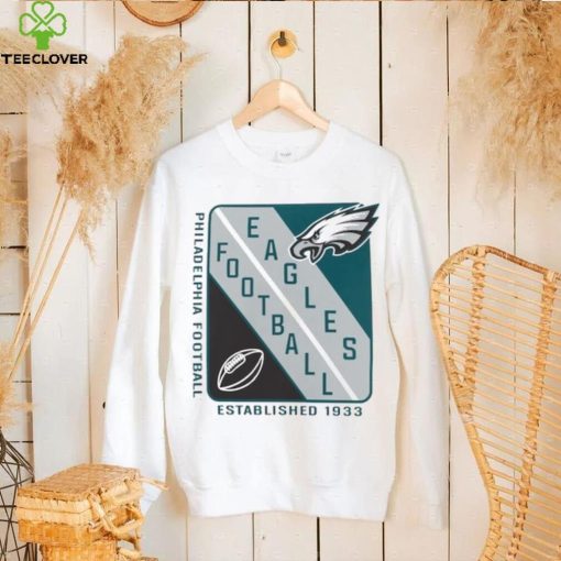 Men’s Starter White Philadelphia Eagles Shield Graphic T Shirt