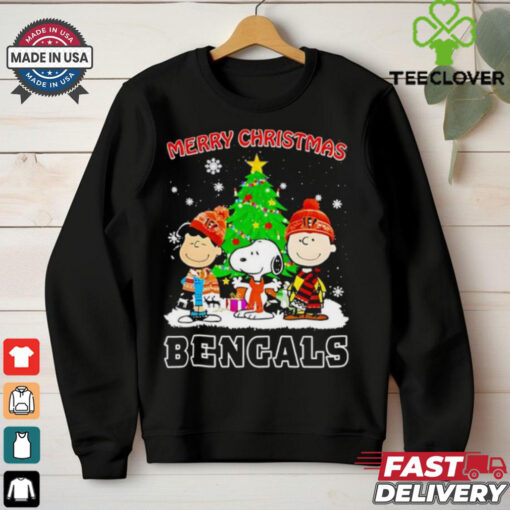 Merry Christmas Cincinnati Bengals X Peanuts characters 2024 shirt