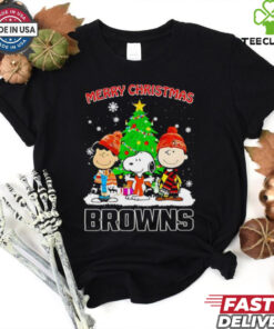 Merry Christmas Cleveland Browns X Peanuts characters 2024 shirt