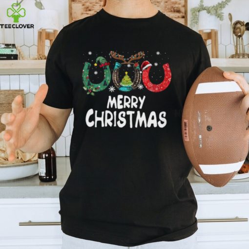 Merry Christmas Horseshoes ELF Reindeer Santa Hats   Christmas Horse Classic T Shirt