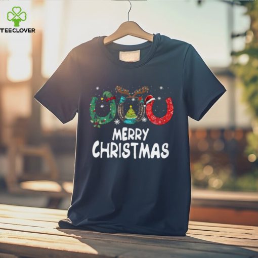 Merry Christmas Horseshoes ELF Reindeer Santa Hats   Christmas Horse Classic T Shirt