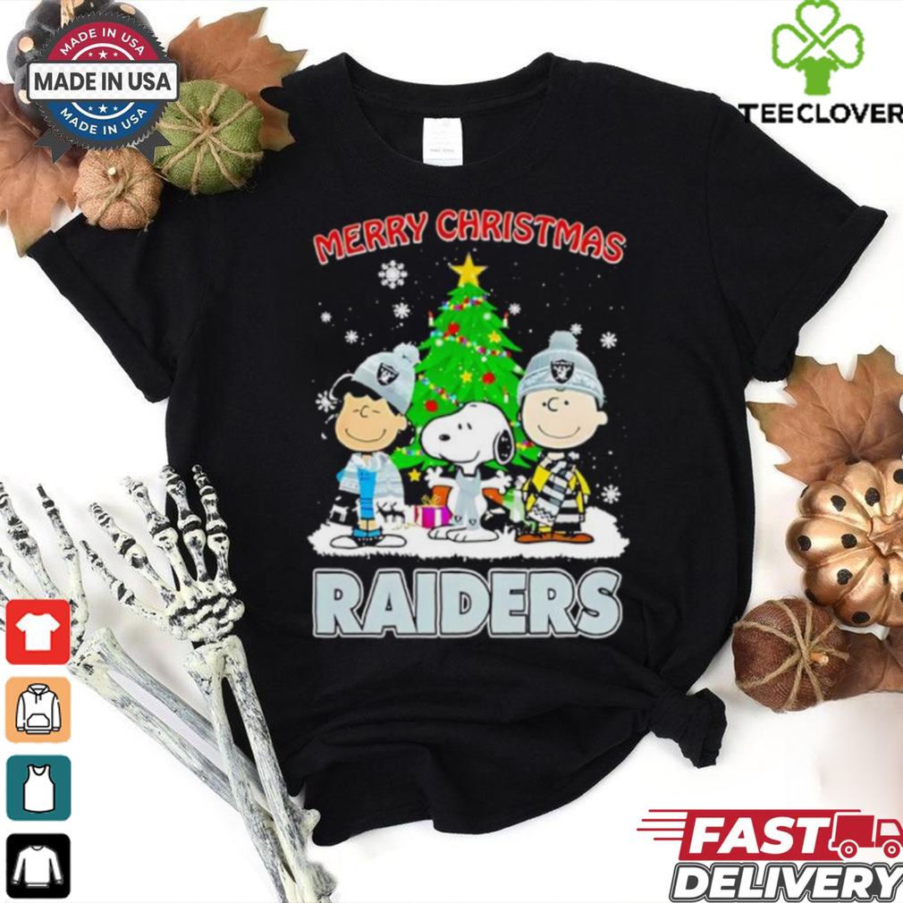 Merry Christmas Las Vegas Raiders X Peanuts characters 2024 shirt Merry Christmas Las Vegas Raiders X Peanuts characters 2024 shirt