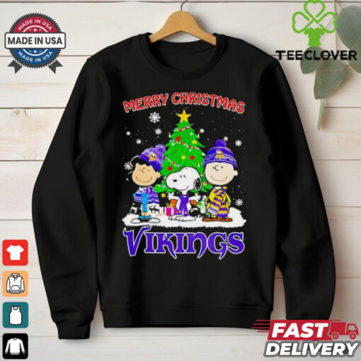 Merry Christmas Minnesota Vikings X Peanuts characters 2024 shirt