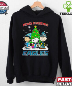 Merry Christmas Philadelphia Eagles X Peanuts characters 2024 shirt