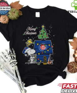 Merry Christmas With Snoopy Baby Chicago Cubs T Shirt