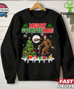 Merry Squatchmas Christmas Tree Santa Bigfoot Sasquatch T Shirt Recovered