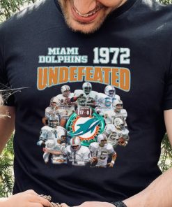 Miami Dolphins 1972 undefeated 17 0 signatures 2022 T hoodie, sweater, longsleeve, shirt v-neck, t-shirt