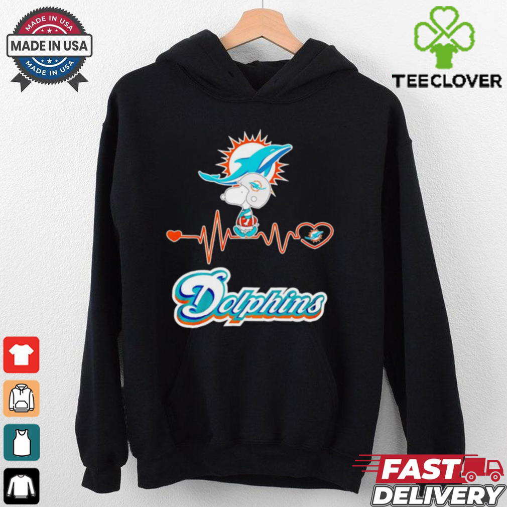 Miami Dolphins x Snoopy player heartbeat shirt Miami Dolphins x Snoopy player heartbeat shirt