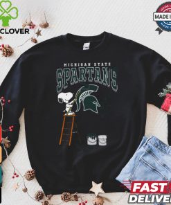 Michigan State Spartans Snoopy Painting Shirt