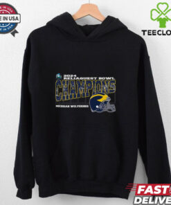 Michigan Wolverines 2024 ReliaQuest Bowl Champions T-shirt, vintage helmet design, unisex fit, Michigan football fan gear, ReliaQuest Bowl championship shirt.