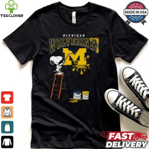 Michigan Wolverines Snoopy Painting Shirt