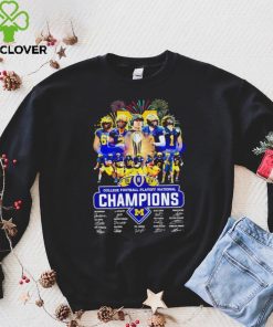 Michigan Wolverines team 2024 College Football Playoff National Champions signatures hoodie, sweater, longsleeve, shirt v-neck, t-shirt