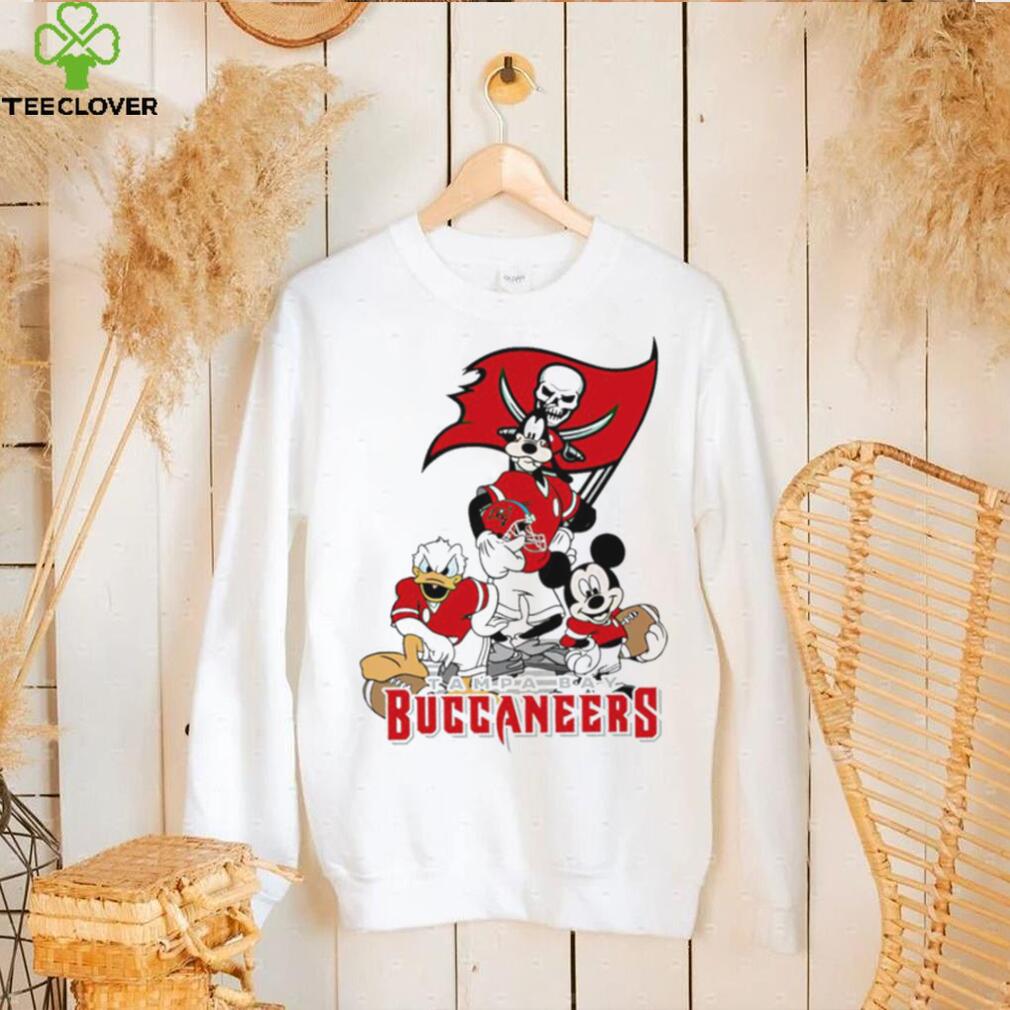 Mickey Mouse characters Disney Tampa Bay Buccaneers shirt Mickey Mouse characters Disney Tampa Bay Buccaneers shirt
