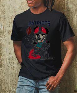 Mickey Mouse player New England Patriots football NFL Super Bowl logo hoodie, sweater, longsleeve, shirt v-neck, t-shirt