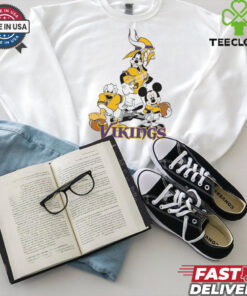 Mickey, Pluto, Donald Minnesota Vikings Unisex T Shirt